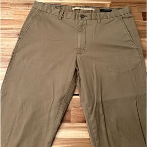 Banana Republic Skinny fit lived-in Chino, size 36 waist 34 inseam